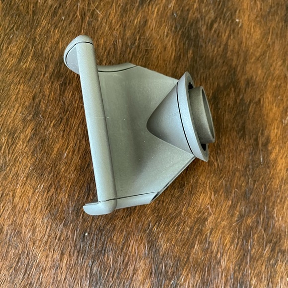 Dyson Flyaway Attachment - Picture 2 of 3